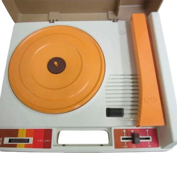 Vintage 1978 Fisher-Price Portable Record Player - Model 825 - Picture 4 of 11